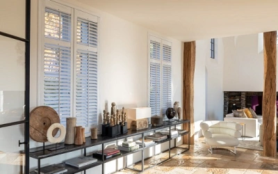 Interieur rustique avec shutters