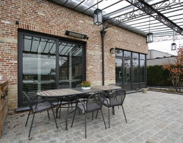 Maatwerk shutters op terras