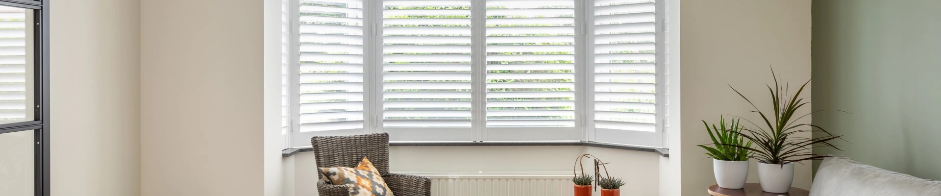 Shutters als raambekleding in erker