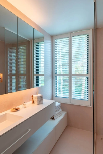 Badkamer in Turnhout met shutters